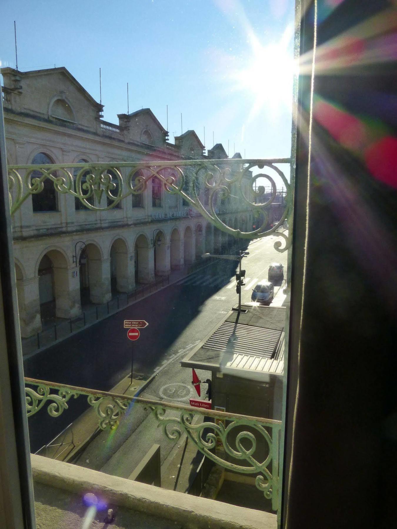 Hotel Abalone - Centre Gare Nimes Exterior photo